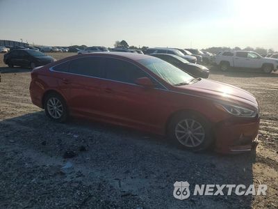Czwarte zdjęcie samochodu z boku: 2018 HYUNDAI SONATA SE VIN:5NPE24AF3JH697811 - miniatura