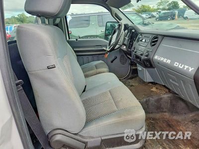 Zdjęcie 10 z 12 samochodu: 2015 FORD F250 SUPER DUTY VIN:1FTBF2A67FEC21547 - miniatura