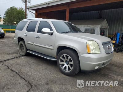 Czwarte zdjęcie samochodu z boku: 2007 GMC YUKON DENALI VIN:1GKFK63887J237997 - miniatura