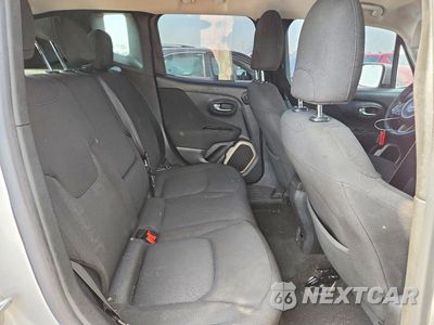 Zdjęcie 10 z 12 samochodu: 2015 JEEP RENEGADE LATITUDE VIN:ZACCJABT6FPC19328 - miniatura