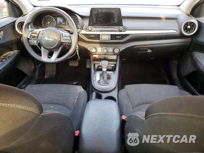Zdjęcie 8 z 12 samochodu: 2021 KIA FORTE LXS VIN:3KPF24AD5ME319288 - miniatura