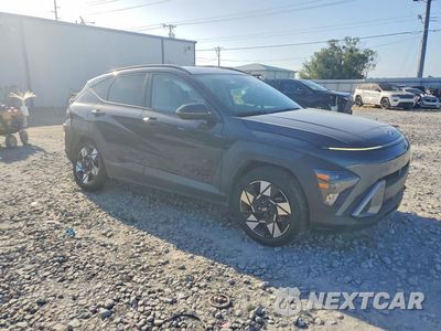 Czwarte zdjęcie samochodu z boku: 2024 HYUNDAI KONA SEL VIN:KM8HC3AB1RU081166 - miniatura