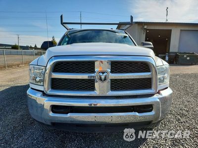 Piąte zdjęcie samochodu w środku: 2018 RAM 3500 ST VIN:3C63R3GL0JG271228 - miniatura