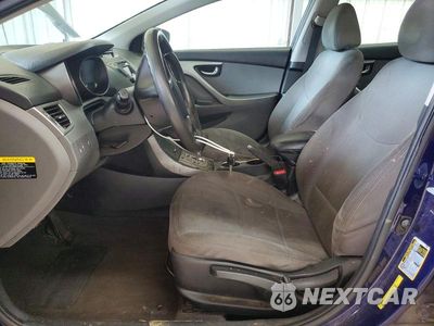 Zdjęcie 7 z 13 samochodu: 2013 HYUNDAI ELANTRA GLS VIN:5NPDH4AE0DH226401 - miniatura