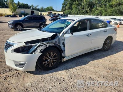2015 NISSAN ALTIMA 2.5 S 1N4AL3AP1FN393680 - główne zdjęcie licytacji z USA - miniatura