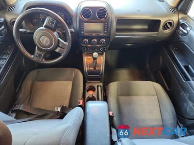 Zdjęcie 8 z 13 samochodu: 2011 JEEP COMPASS SPORT VIN:1J4NF1FB8BD135784 - miniatura