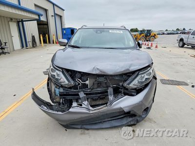Piąte zdjęcie samochodu w środku: 2019 NISSAN ROGUE SPORT SV VIN:JN1BJ1CP9KW528580 - miniatura