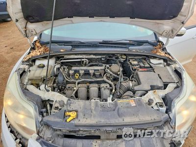 Zdjęcie 11 z 12 samochodu: 2014 FORD FOCUS SE VIN:1FADP3F23EL111273 - miniatura