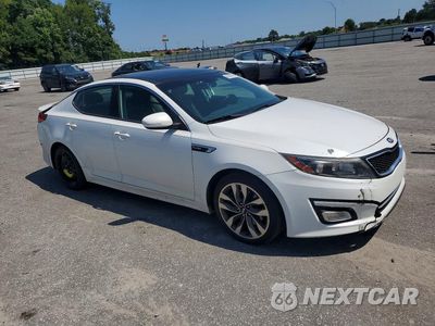 Czwarte zdjęcie samochodu z boku: 2015 KIA OPTIMA SX VIN:5XXGR4A63FG506654 - miniatura