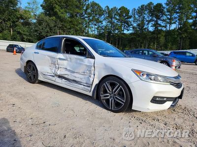 Czwarte zdjęcie samochodu z boku: 2017 HONDA ACCORD SPORT SPECIAL EDITION VIN:1HGCR2F1XHA082163 - miniatura