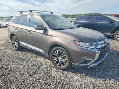 Czwarte zdjęcie samochodu z boku: 2017 MITSUBISHI OUTLANDER SE VIN:JA4AD3A37HZ051659 - miniatura