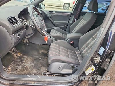 Zdjęcie 7 z 12 samochodu: 2014 VOLKSWAGEN GTI VIN:WVWHD7AJ3EW011473 - miniatura