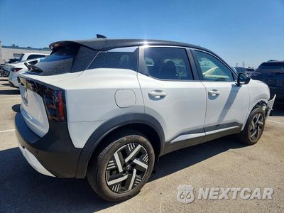 Trzecie zdjęcie samochodu z tyłu: 2025 NISSAN KICKS SV VIN:3N8AP6CA1SL395517 - miniatura