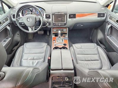 Zdjęcie 8 z 13 samochodu: 2013 VOLKSWAGEN TOUAREG V6 TDI VIN:WVGEP9BP8DD005764 - miniatura