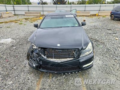 Piąte zdjęcie samochodu w środku: 2012 MERCEDES-BENZ C 250 VIN:WDDGJ4HB6CF740071 - miniatura