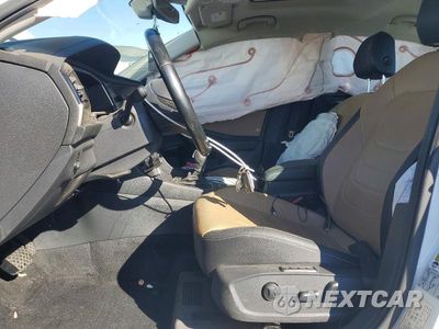 Zdjęcie 7 z 12 samochodu: 2019 VOLKSWAGEN JETTA SEL PREMIUM VIN:3VWG57BU4KM102634 - miniatura