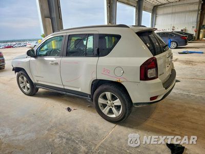 Drugie zdjęcie samochodu z przodu: 2014 JEEP COMPASS LATITUDE VIN:1C4NJDEB1ED646054 - miniatura