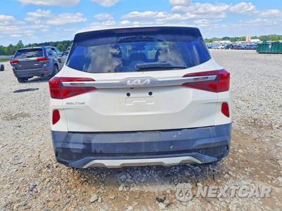Zdjęcie 6 z 12 samochodu: 2023 KIA SELTOS LX VIN:KNDEPCAA2P7430981 - miniatura