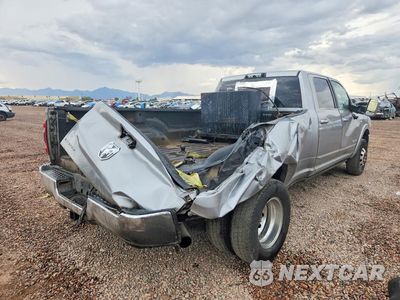 Trzecie zdjęcie samochodu z tyłu: 2019 RAM 3500 LIMITED VIN:3C63RRRL1KG628305 - miniatura