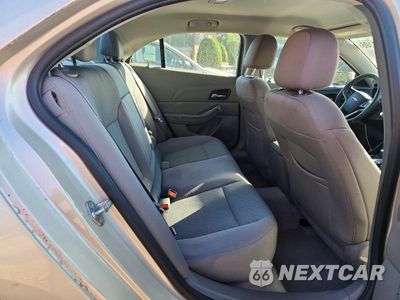 Zdjęcie 10 z 12 samochodu: 2014 CHEVROLET MALIBU LS VIN:1G11B5SL6EF107716 - miniatura