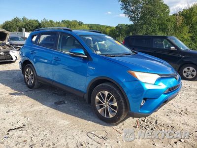 Czwarte zdjęcie samochodu z boku: 2017 TOYOTA RAV4 HYBRID XLE VIN:JTMRJREV1HD116017 - miniatura