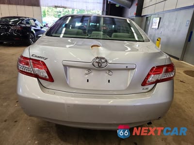 Zdjęcie 6 z 12 samochodu: 2010 TOYOTA CAMRY LE VIN:4T1BF3EK2AU557792 - miniatura