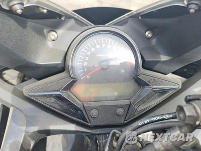 Zdjęcie 7 z 8 samochodu: 2015 HONDA CBR300 RA VIN:MLHNC5154F5100079 - miniatura