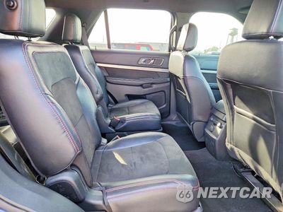 Zdjęcie 11 z 13 samochodu: 2019 FORD EXPLORER XLT VIN:1FM5K7D87KGA07588 - miniatura