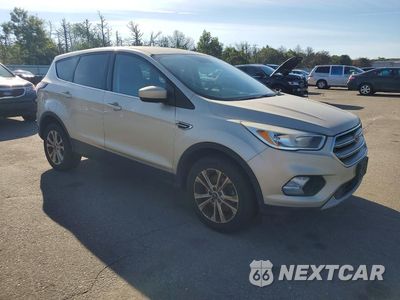 Czwarte zdjęcie samochodu z boku: 2017 FORD ESCAPE SE VIN:1FMCU9GD4HUC61548 - miniatura