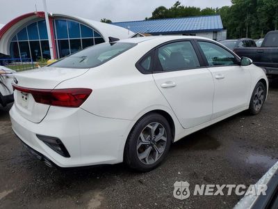 Trzecie zdjęcie samochodu z tyłu: 2020 KIA FORTE LXS VIN:3KPF24AD6LE249671 - miniatura