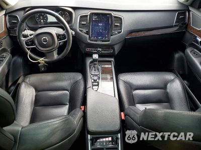 Zdjęcie 8 z 14 samochodu: 2017 VOLVO XC90 T6 VIN:YV4A22PK7H1155102 - miniatura