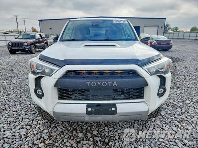 Piąte zdjęcie samochodu w środku: 2021 TOYOTA 4RUNNER TRD OFF-ROAD VIN:JTEPU5JR5M5936942 - miniatura