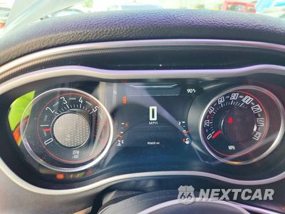Zdjęcie 9 z 12 samochodu: 2017 DODGE CHALLENGER R/T VIN:2C3CDZBT6HH622613 - miniatura