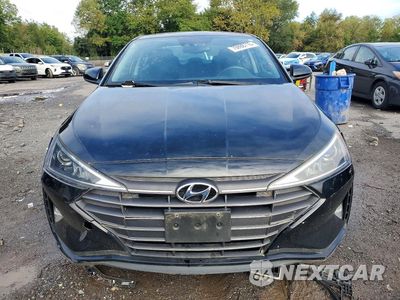 Piąte zdjęcie samochodu w środku: 2019 HYUNDAI ELANTRA VALUE EDITION VIN:KMHD84LF1KU805420 - miniatura