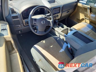 Zdjęcie 8 z 12 samochodu: 2004 NISSAN TITAN XE VIN:1N6AA06A64N526785 - miniatura
