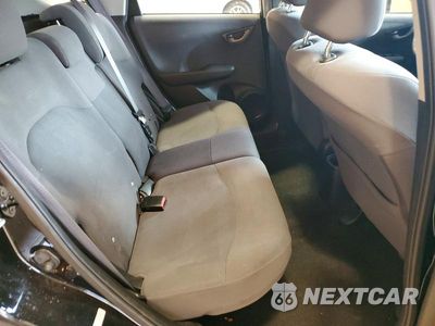 Zdjęcie 10 z 12 samochodu: 2011 HONDA FIT VIN:JHMGE8H33BS007303 - miniatura
