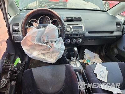 Zdjęcie 8 z 12 samochodu: 2007 HONDA FIT S VIN:JHMGD38697S015543 - miniatura
