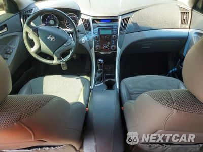 Zdjęcie 8 z 12 samochodu: 2013 HYUNDAI SONATA SE VIN:5NPEC4AC7DH741137 - miniatura