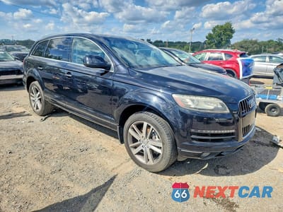 Czwarte zdjęcie samochodu z boku: 2013 AUDI Q7 PREMIUM PLUS VIN:WA1LMAFE9DD011260 - miniatura