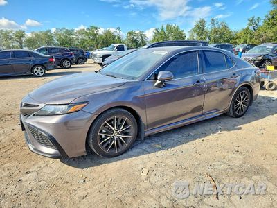 2023 TOYOTA CAMRY SE 4T1G11AKXPU747301 - główne zdjęcie licytacji z USA - miniatura