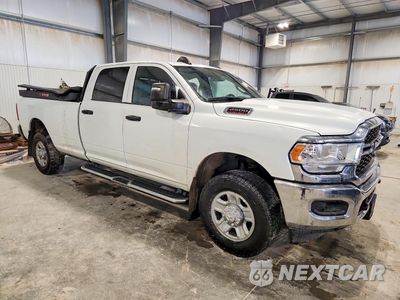 Czwarte zdjęcie samochodu z boku: 2024 RAM 2500 TRADESMAN VIN:3C6UR5HJ6RG144234 - miniatura