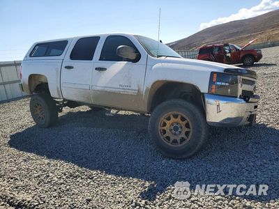 Czwarte zdjęcie samochodu z boku: 2013 CHEVROLET SILVERADO K1500 LT VIN:3GCPKSE75DG104902 - miniatura