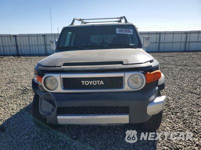 Piąte zdjęcie samochodu w środku: 2007 TOYOTA FJ CRUISER BASE VIN:JTEBU11F270039247 - miniatura