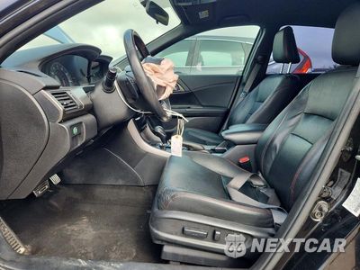Zdjęcie 7 z 13 samochodu: 2017 HONDA ACCORD SPORT SPECIAL EDITION VIN:1HGCR2F19HA247720 - miniatura
