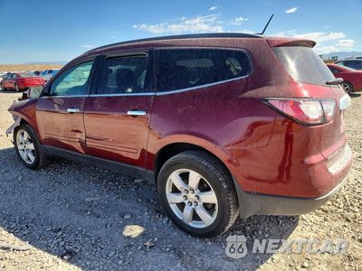 Drugie zdjęcie samochodu z przodu: 2017 CHEVROLET TRAVERSE LT VIN:1GNKVGKD5HJ263259 - miniatura