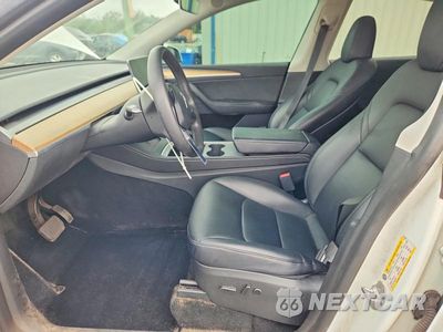 Zdjęcie 7 z 12 samochodu: 2022 TESLA MODEL Y VIN:7SAYGDEE3NA020164 - miniatura
