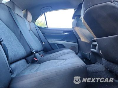 Zdjęcie 10 z 12 samochodu: 2019 TOYOTA CAMRY L VIN:4T1B11HK8KU775512 - miniatura