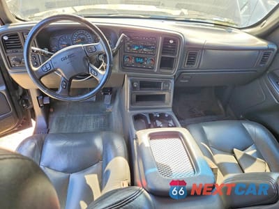Zdjęcie 8 z 13 samochodu: 2005 GMC SIERRA K2500 HEAVY DUTY VIN:1GTHK23U85F823366 - miniatura