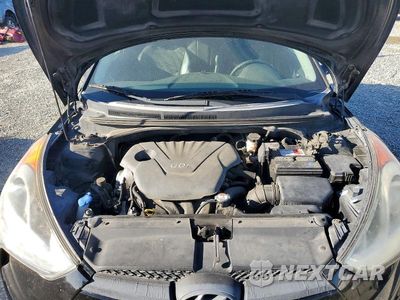 Zdjęcie 11 z 12 samochodu: 2012 HYUNDAI VELOSTER BASE VIN:KMHTC6AD7CU059953 - miniatura