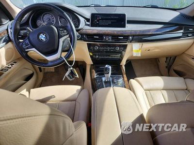 Zdjęcie 8 z 14 samochodu: 2015 BMW X5 XDRIVE50I VIN:5UXKR6C59F0J78490 - miniatura